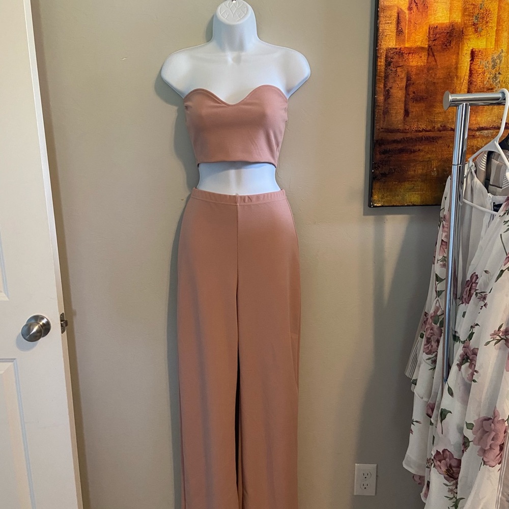 NWT Pretty Little Thing Blush Set